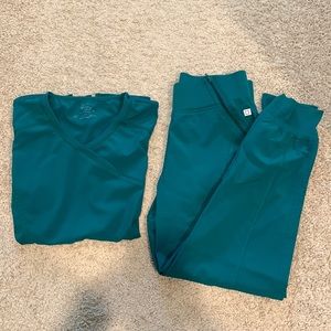 Cherokee Infinity Scrub Set